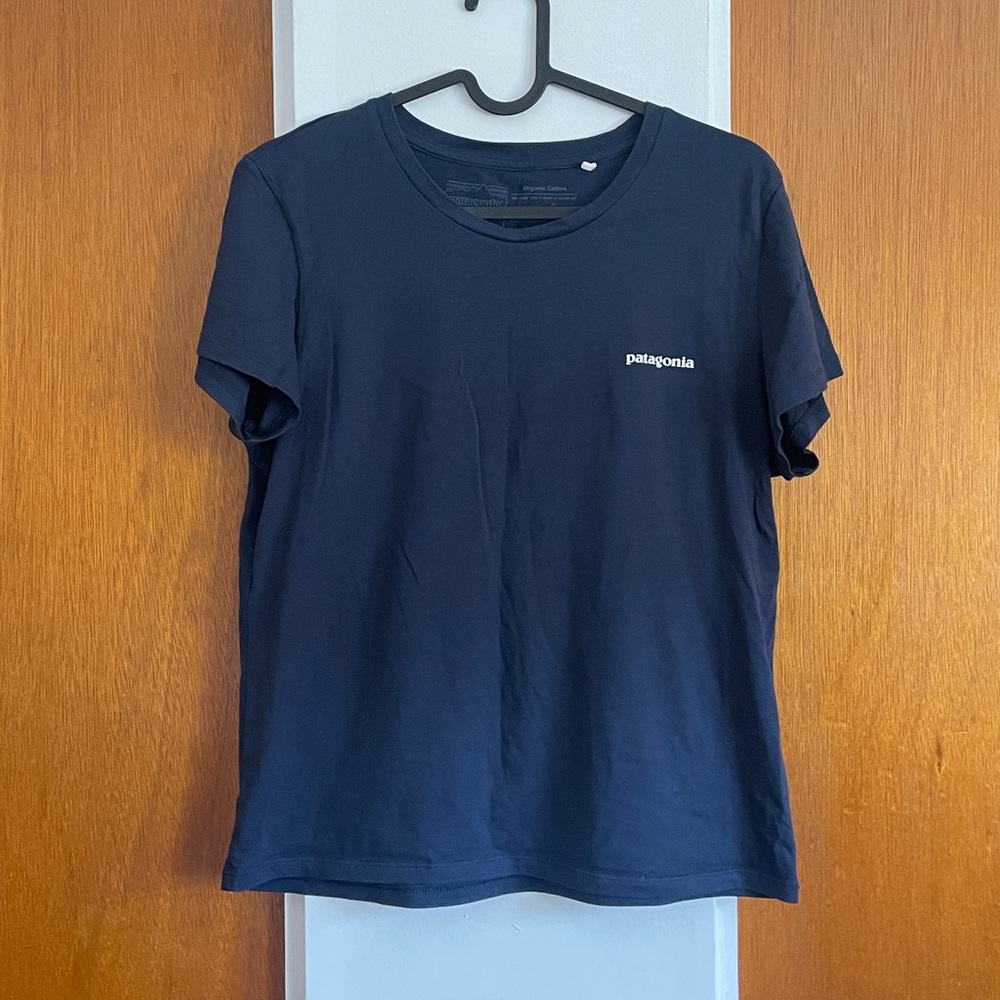 Patagonia P-6 Logo Responsibili-tee Navy Blue T-Shirt